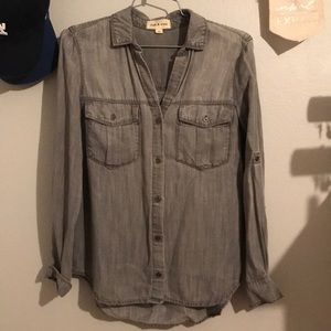 Cloth and stone button down